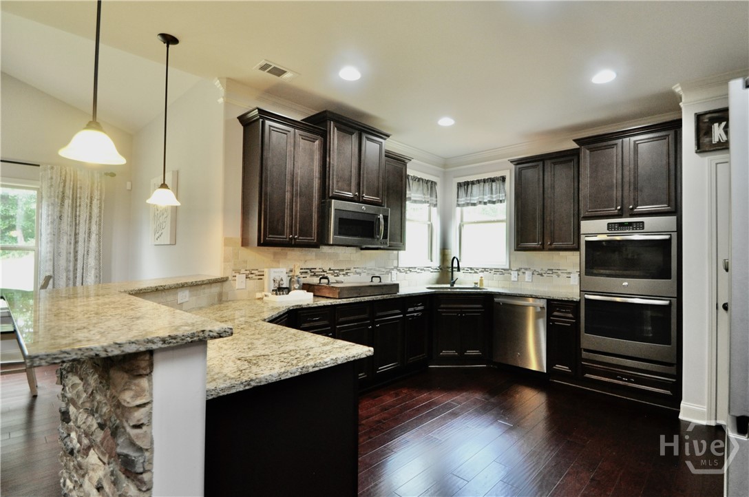 860 Ashland Falls Drive