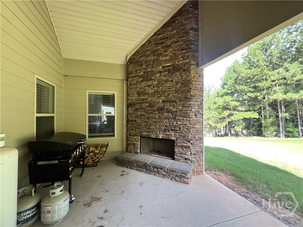 860 Ashland Falls Drive