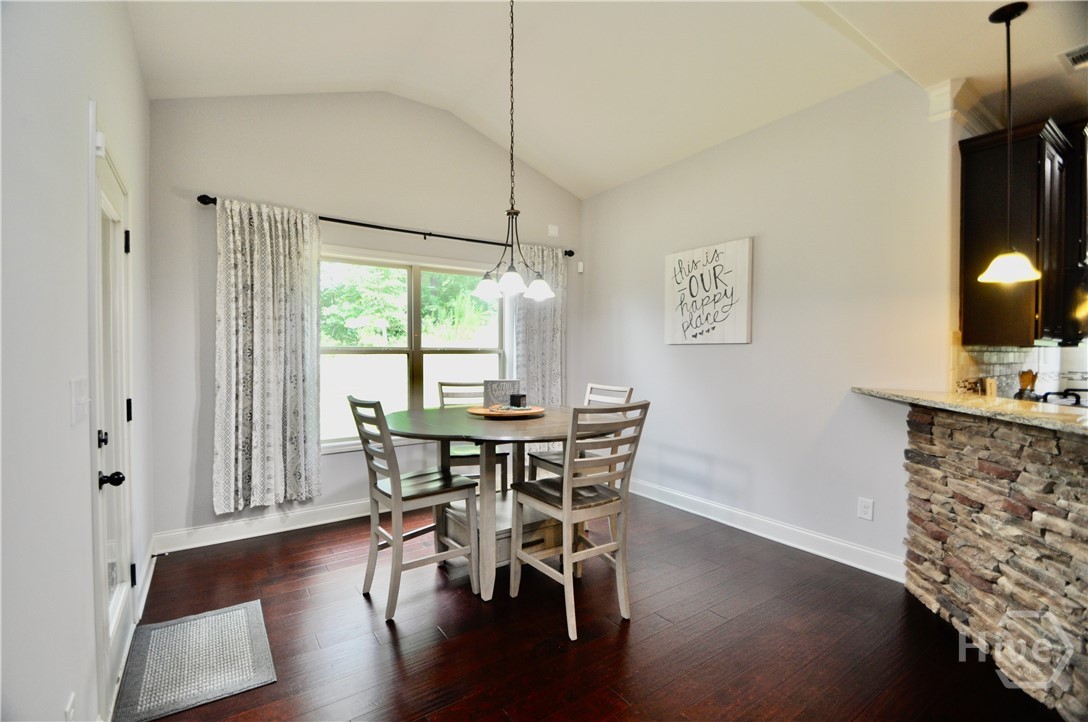 860 Ashland Falls Drive