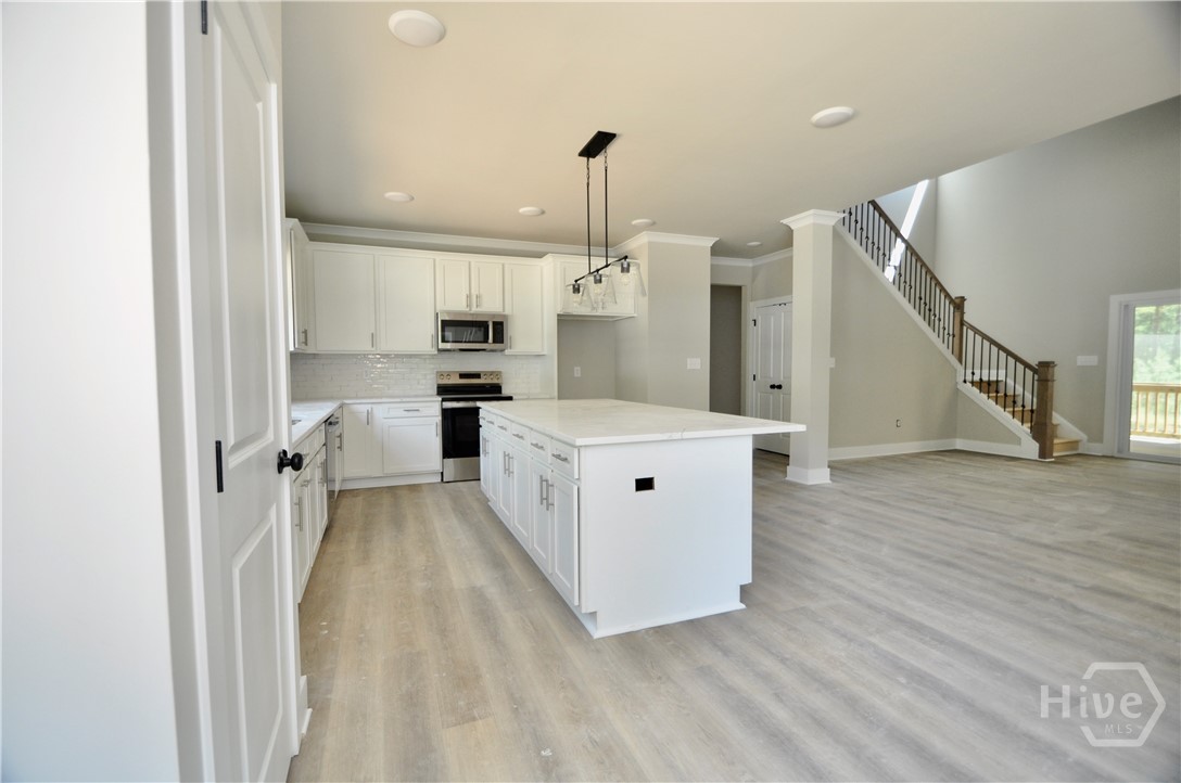 1198 Sunset Cove