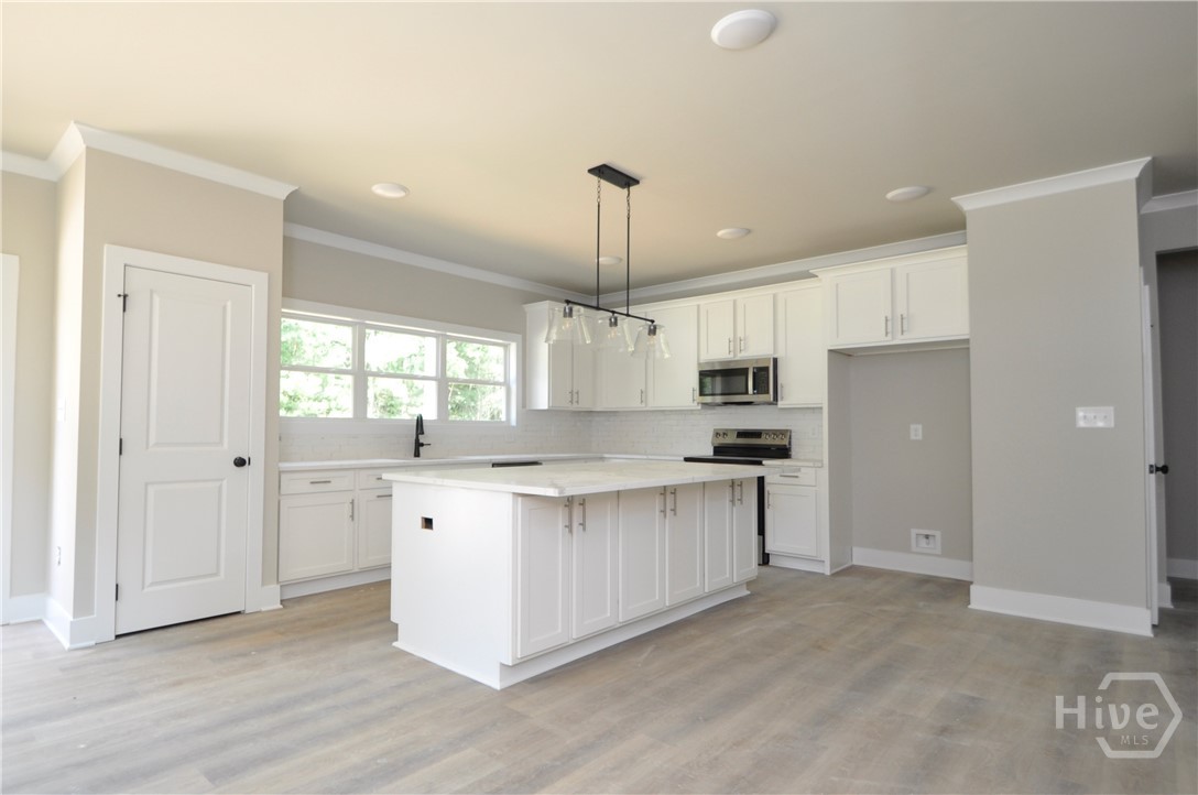 1198 Sunset Cove