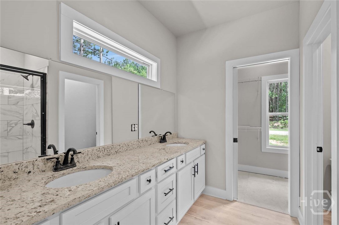 1165 Watersedge Cove