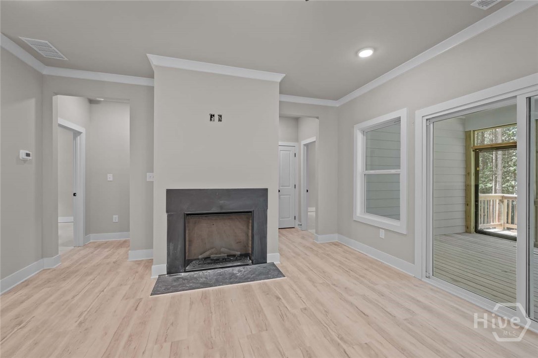 1165 Watersedge Cove