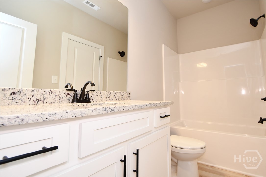 1165 Watersedge Cove