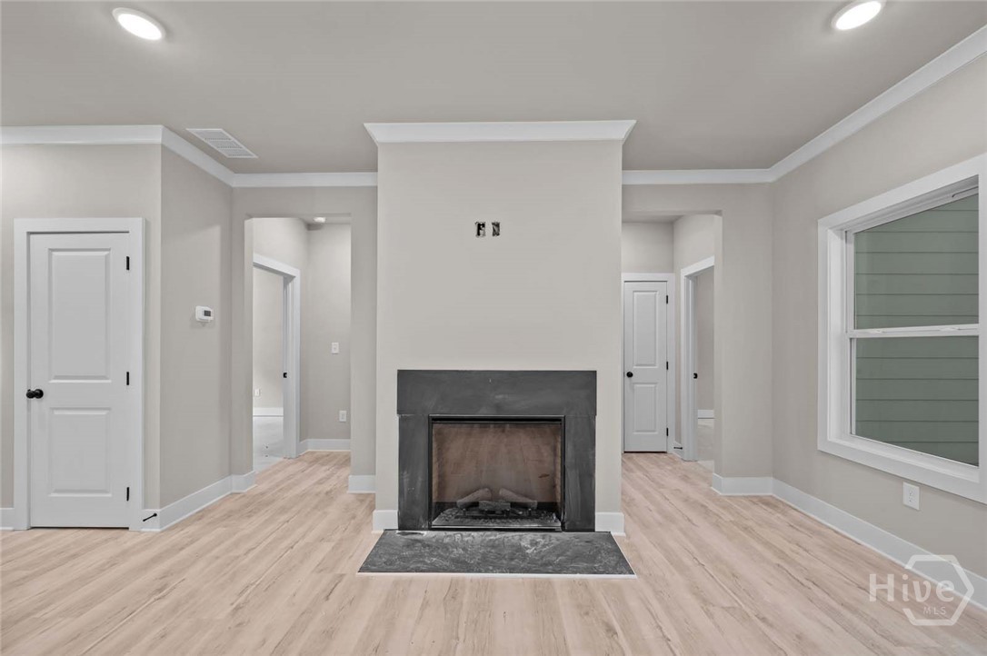 1165 Watersedge Cove