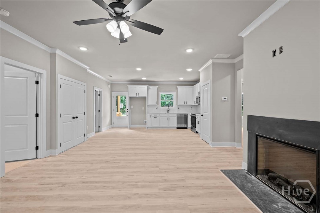 1165 Watersedge Cove