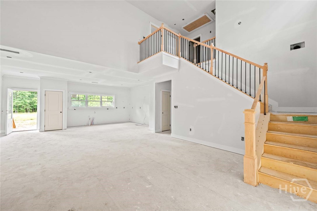 1021 Pointe S