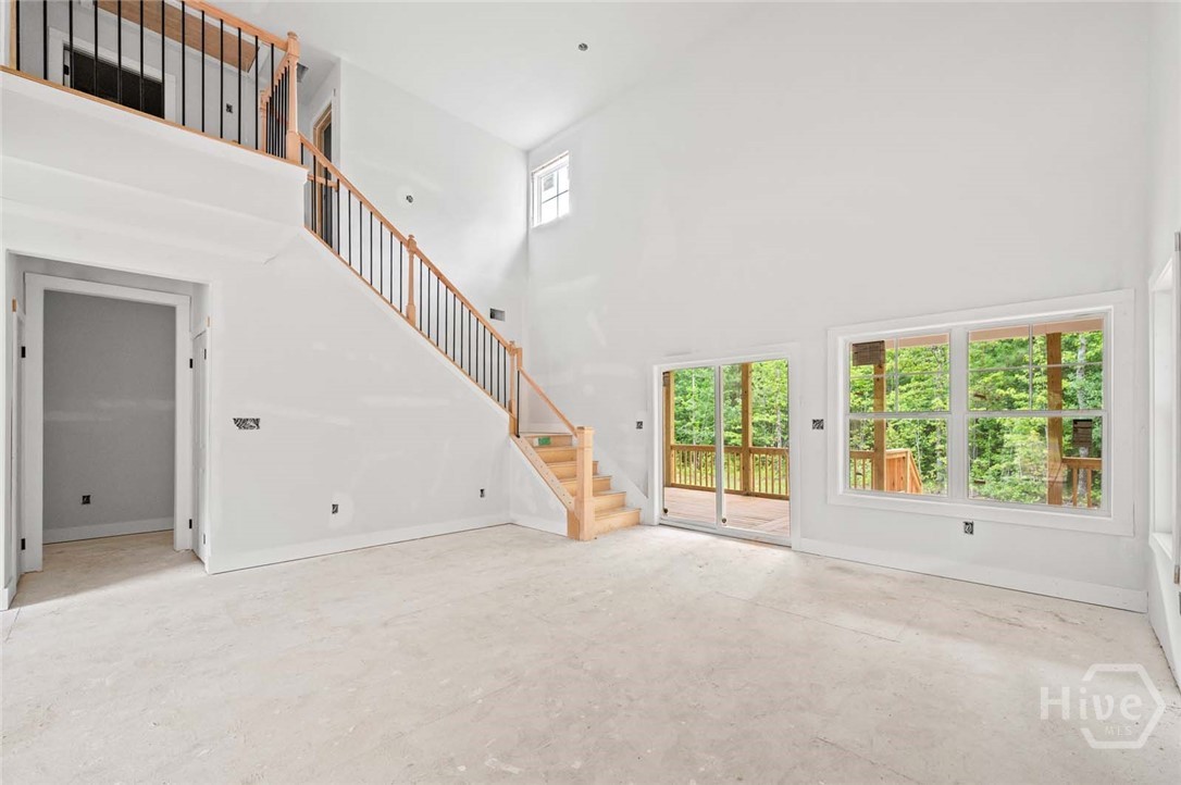 1021 Pointe S