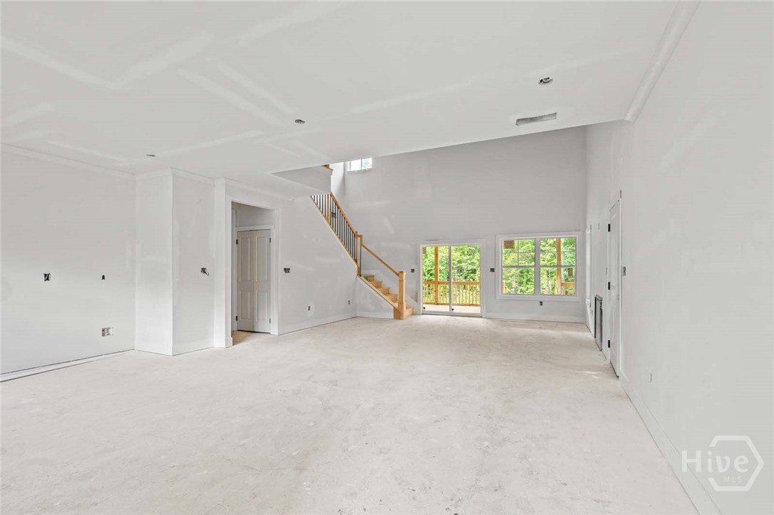 1021 Pointe S