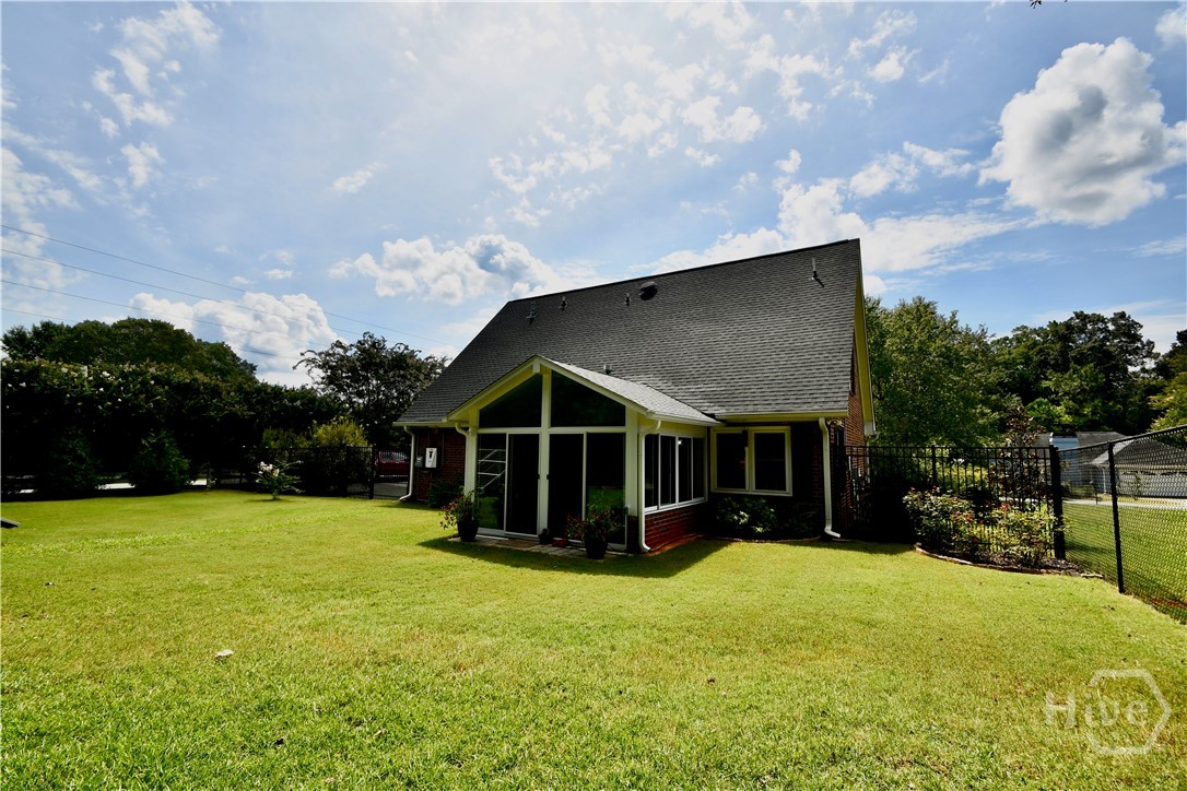 102 Meadow Creek Drive