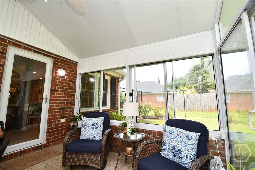 102 Meadow Creek Drive