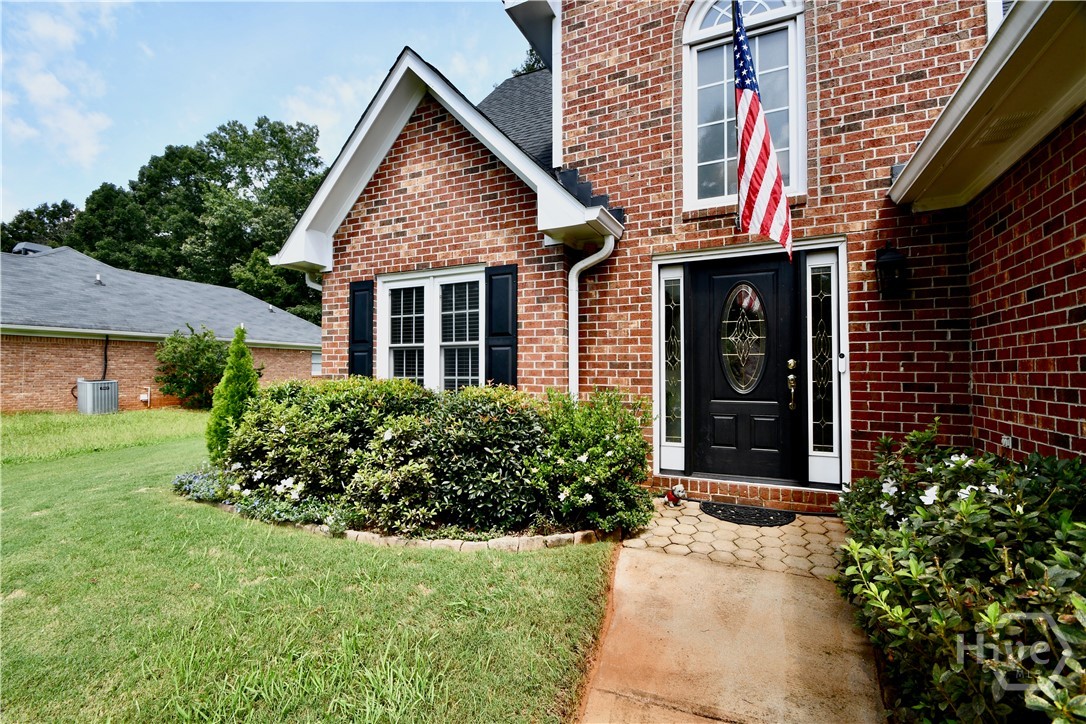 102 Meadow Creek Drive