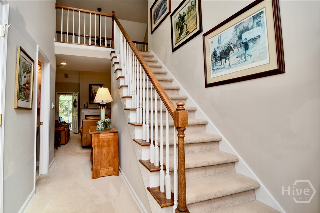 102 Meadow Creek Drive