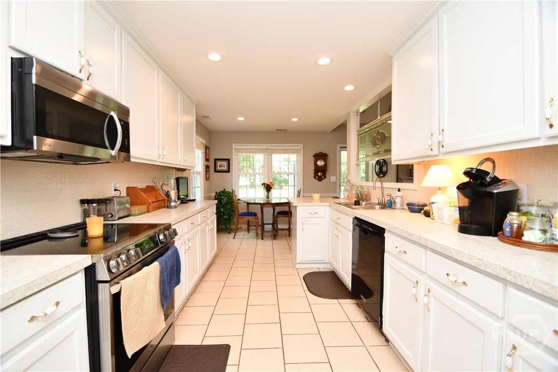 102 Meadow Creek Drive