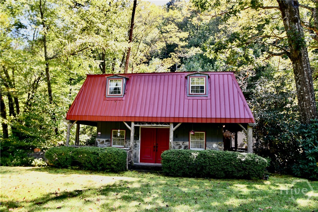 605 W Wildcat Road