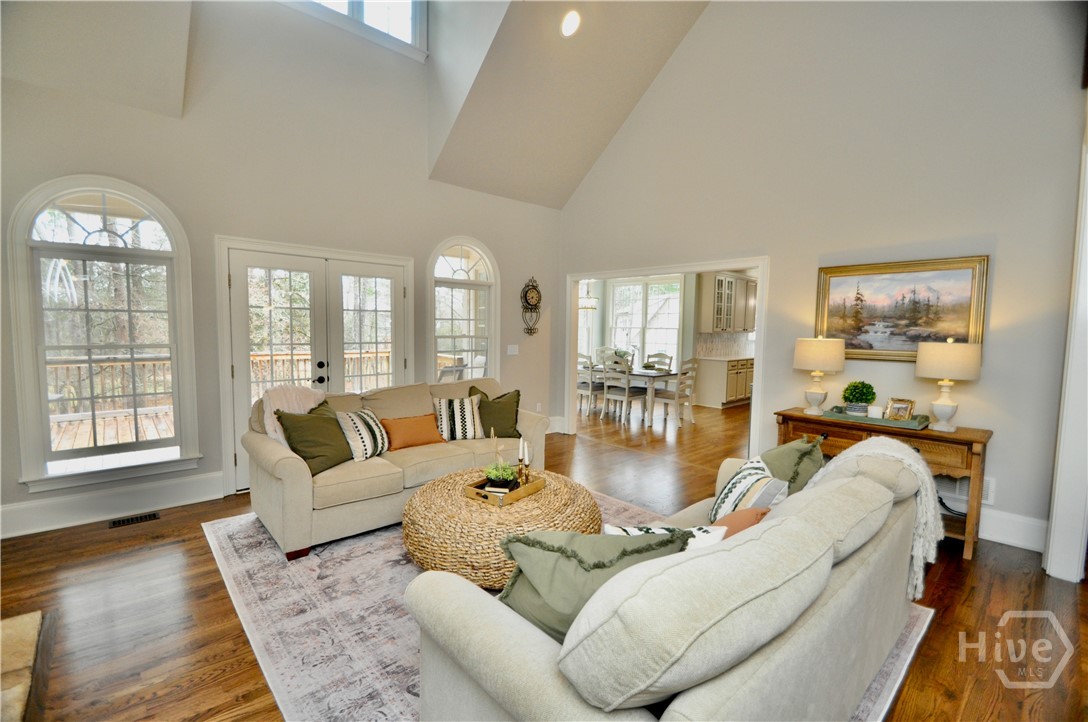 1070 Lexington Court