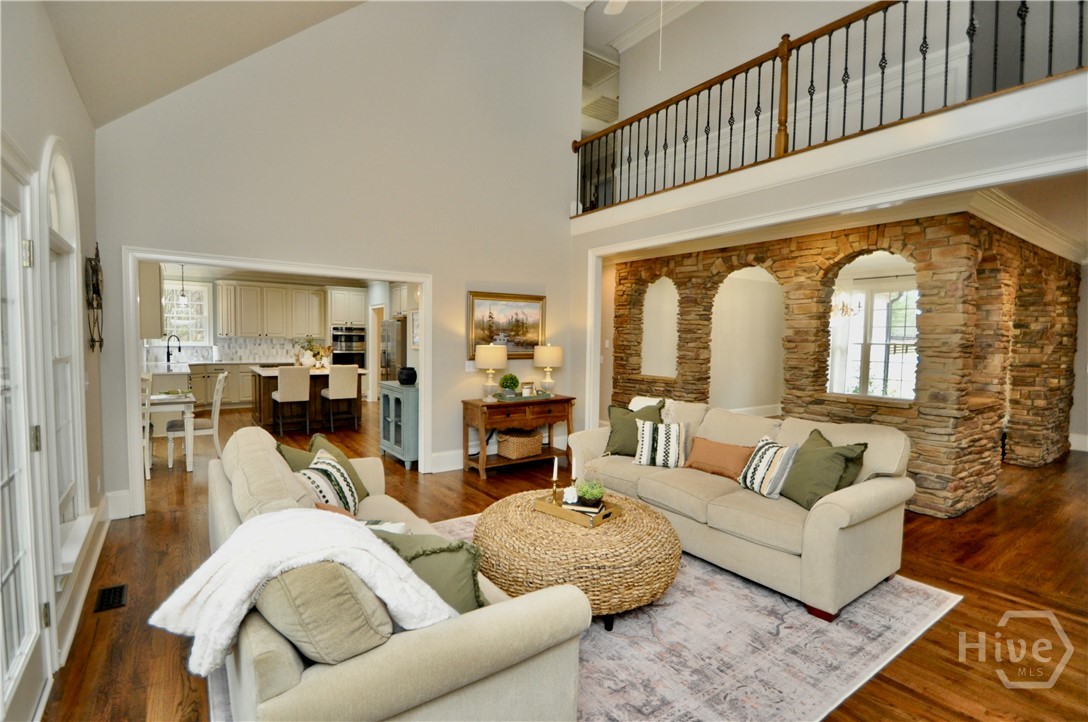 1070 Lexington Court