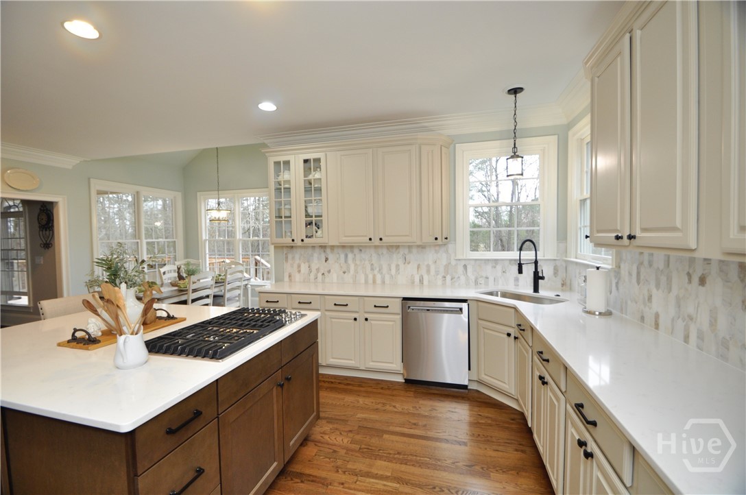 1070 Lexington Court