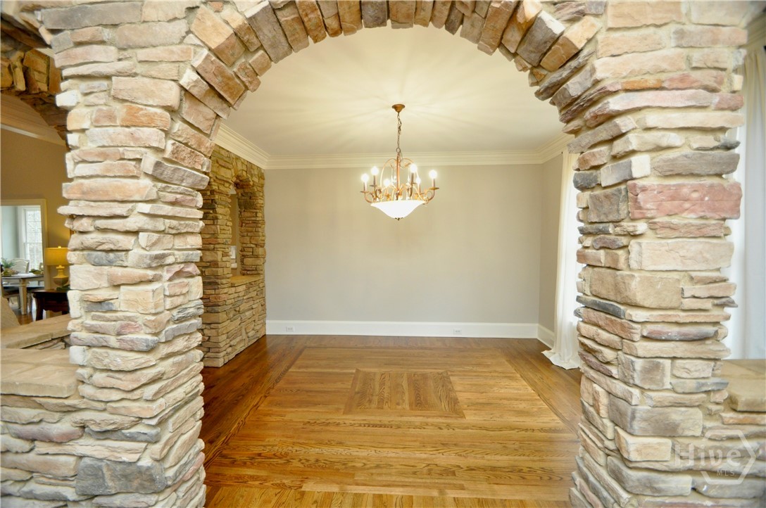 1070 Lexington Court