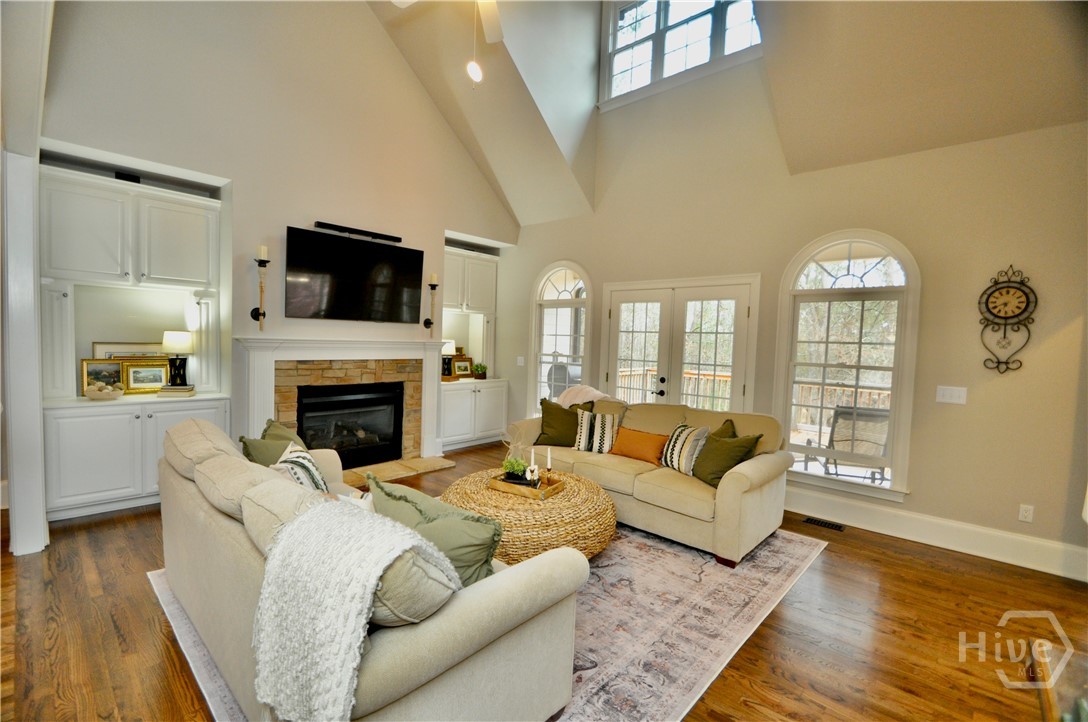 1070 Lexington Court