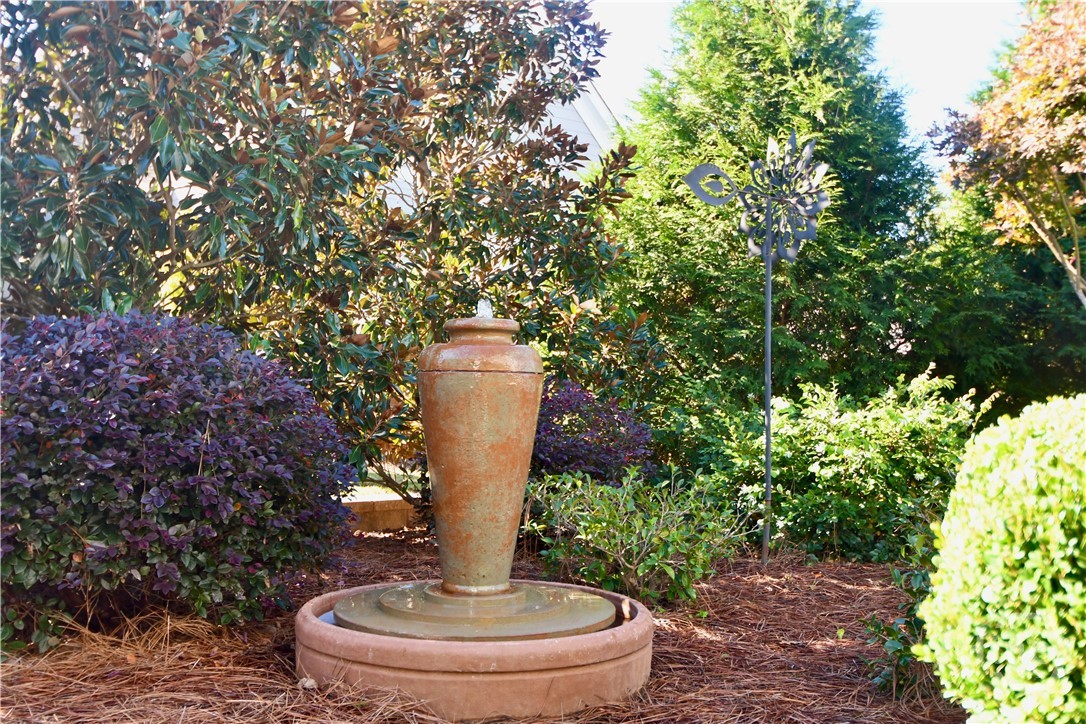 2624 Bent Pine Drive