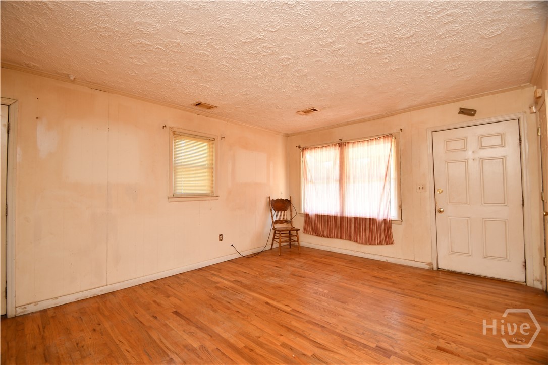 6367 Highway 72 E