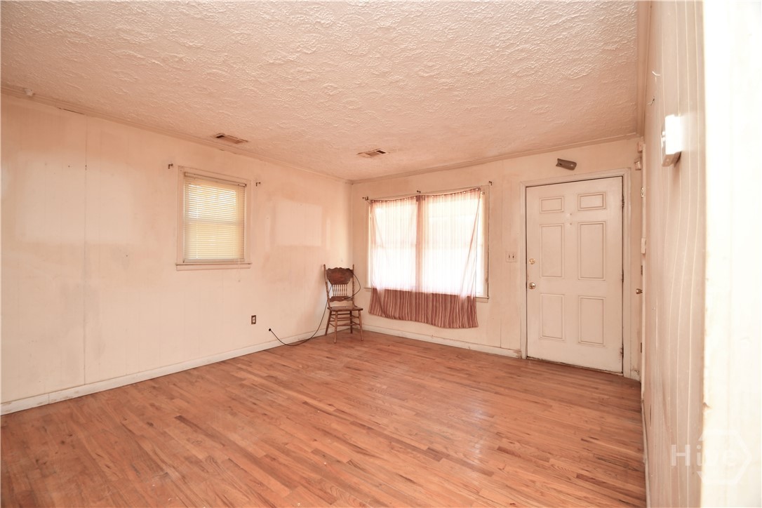 6367 Highway 72 E
