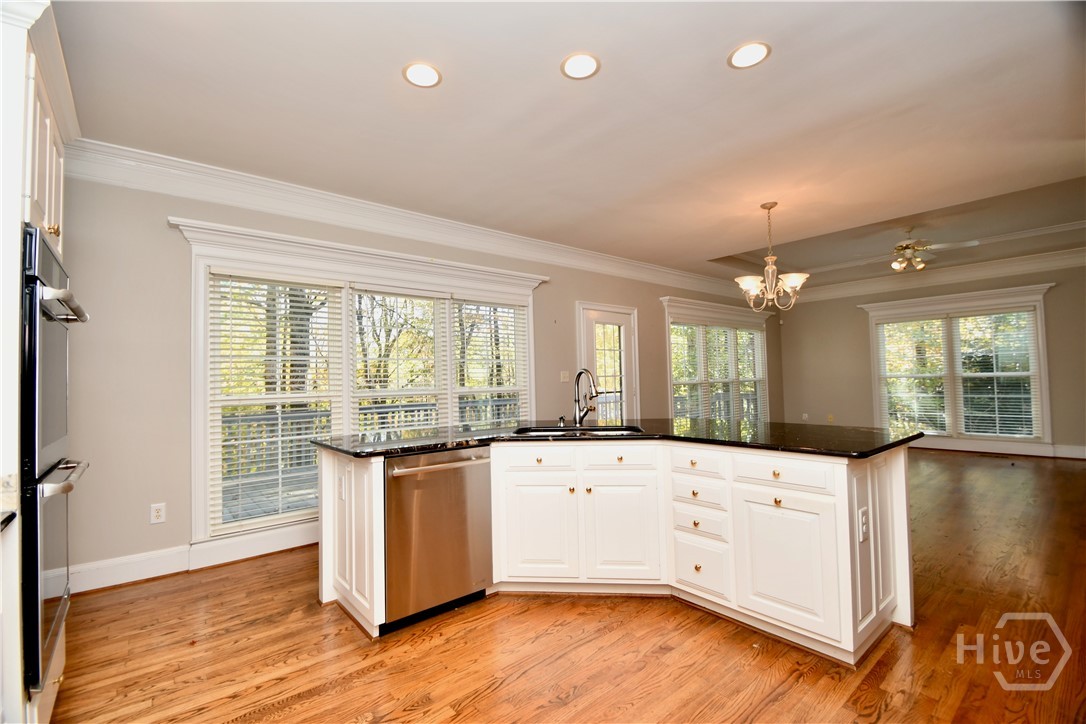 218 Thornhill Drive