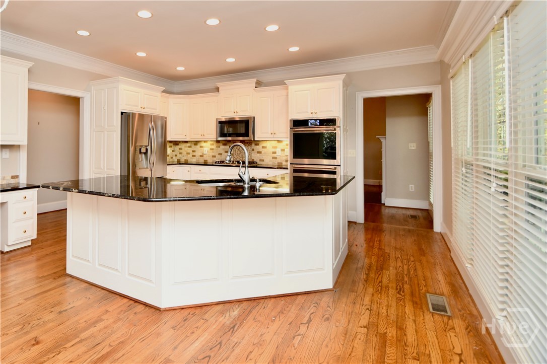 218 Thornhill Drive