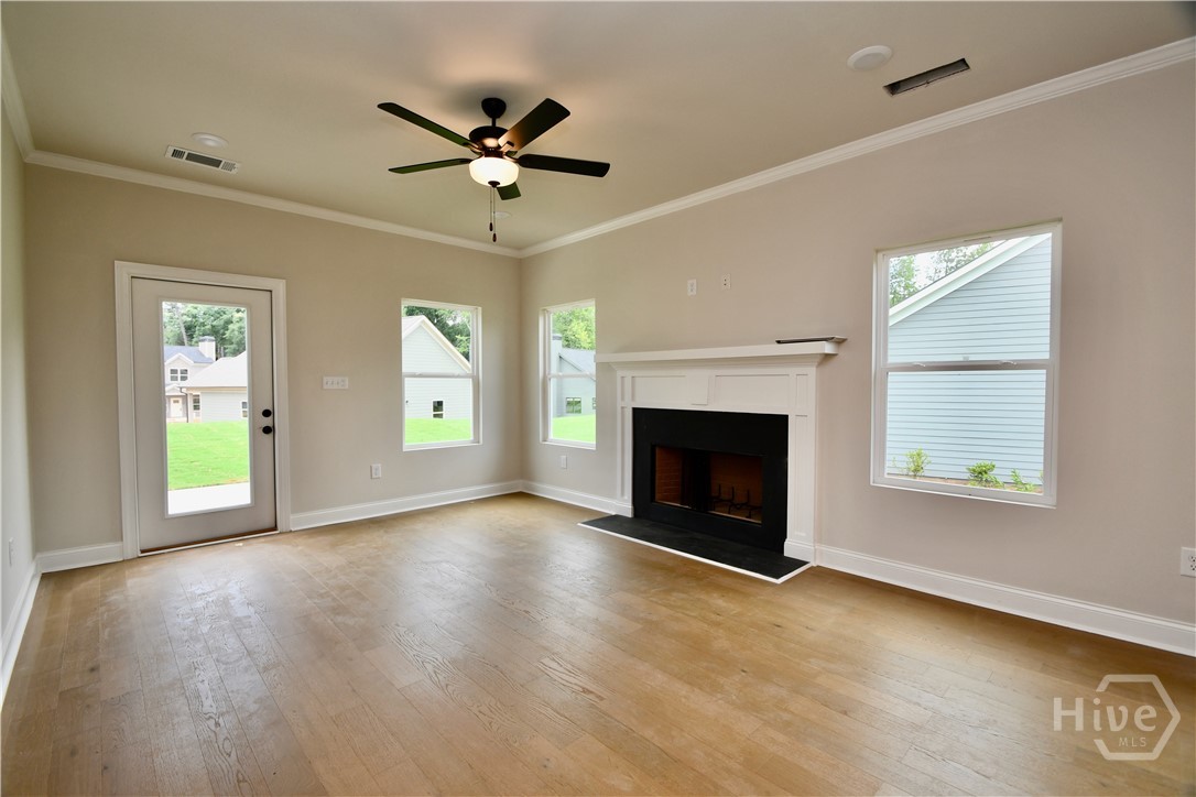 215 Timsbury