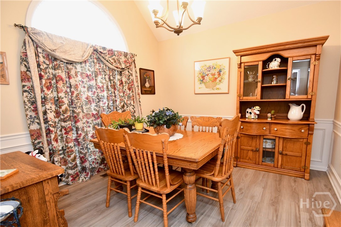531 Scarlet Oak Drive