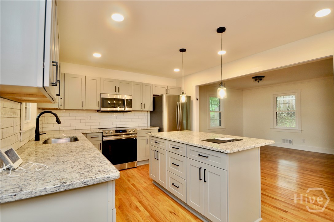 225 Sherwood Drive