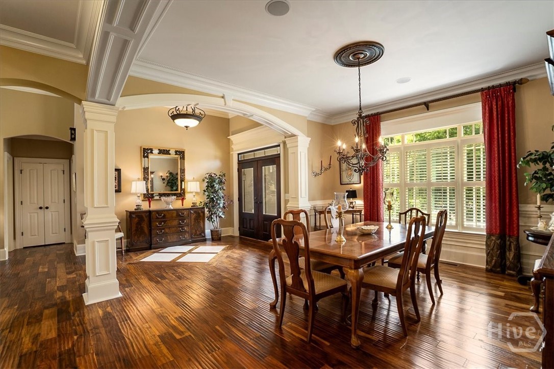 2481 Lakewood Manor Drive