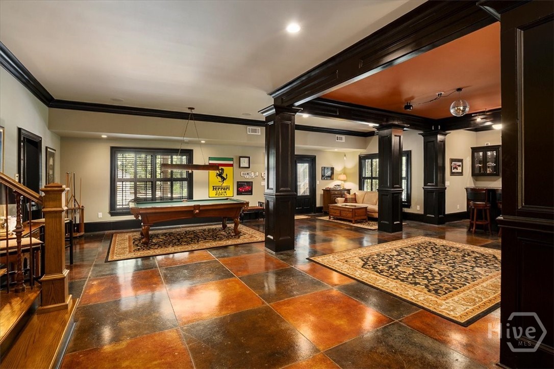 2481 Lakewood Manor Drive