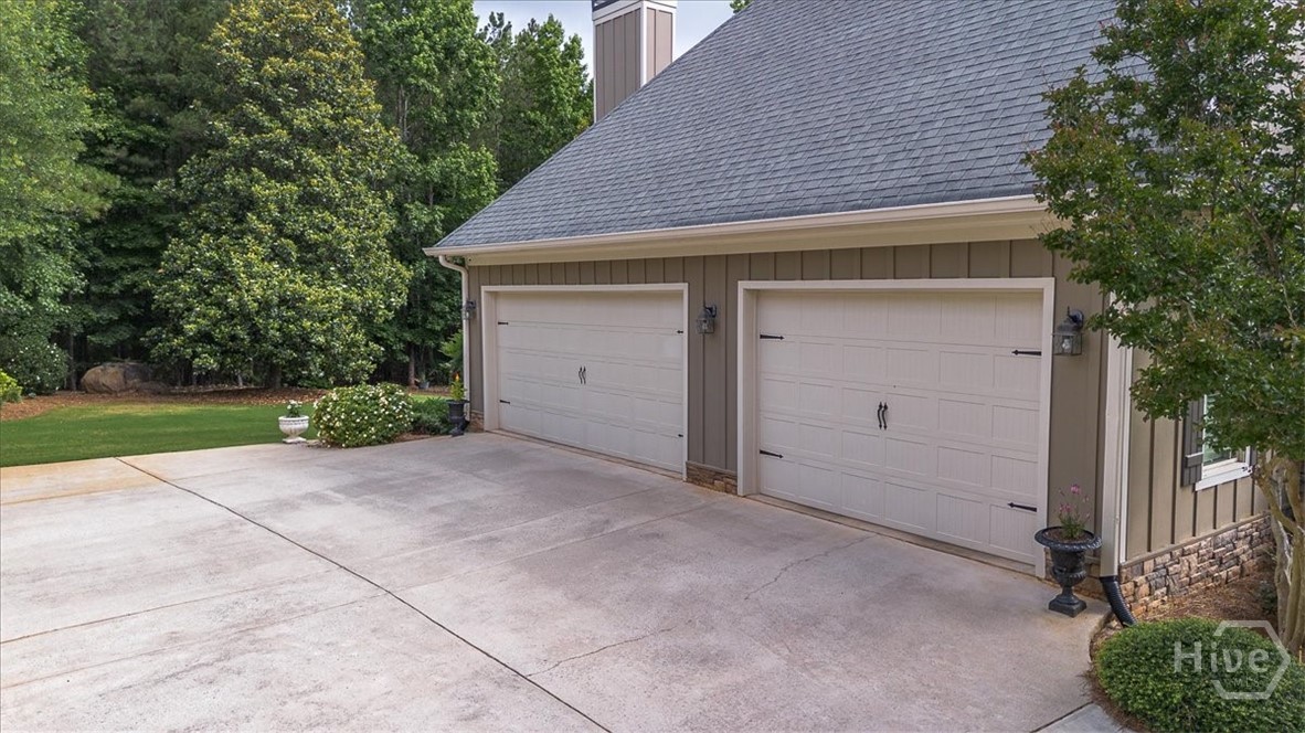 2481 Lakewood Manor Drive