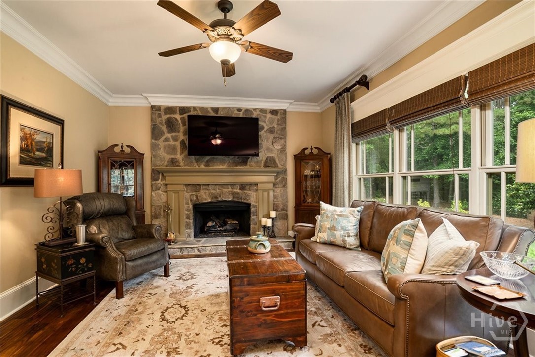 2481 Lakewood Manor Drive