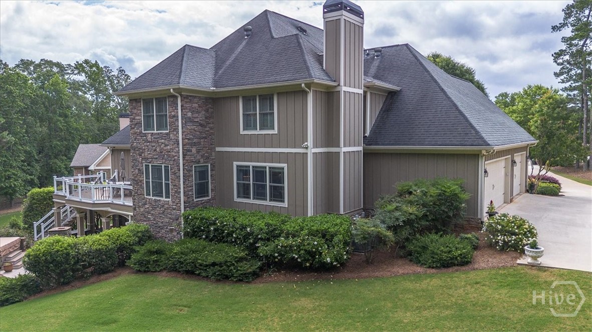 2481 Lakewood Manor Drive