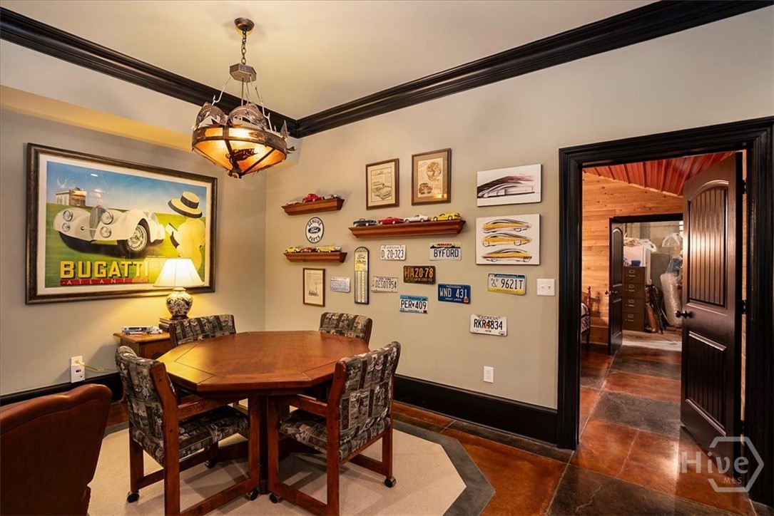 2481 Lakewood Manor Drive