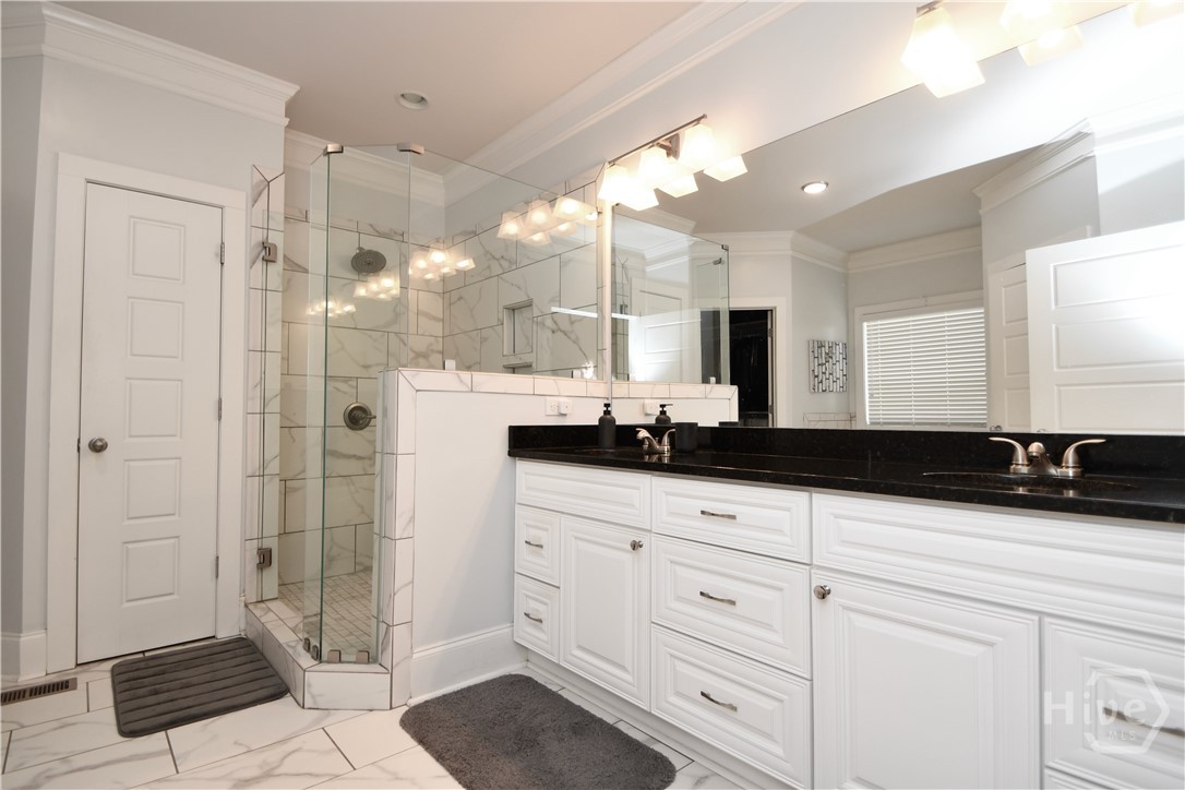 1080 Oak Ridge Court