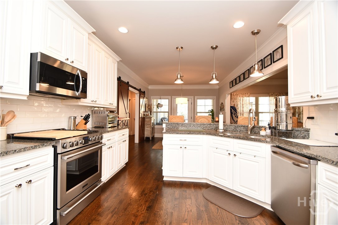 1080 Oak Ridge Court