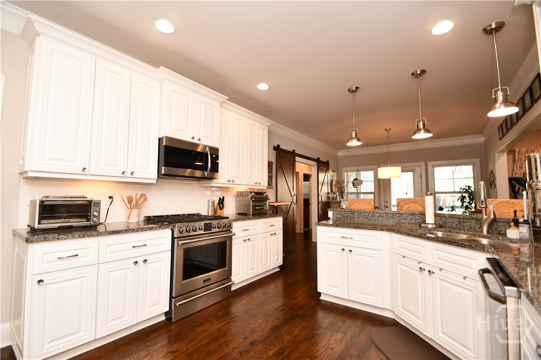 1080 Oak Ridge Court