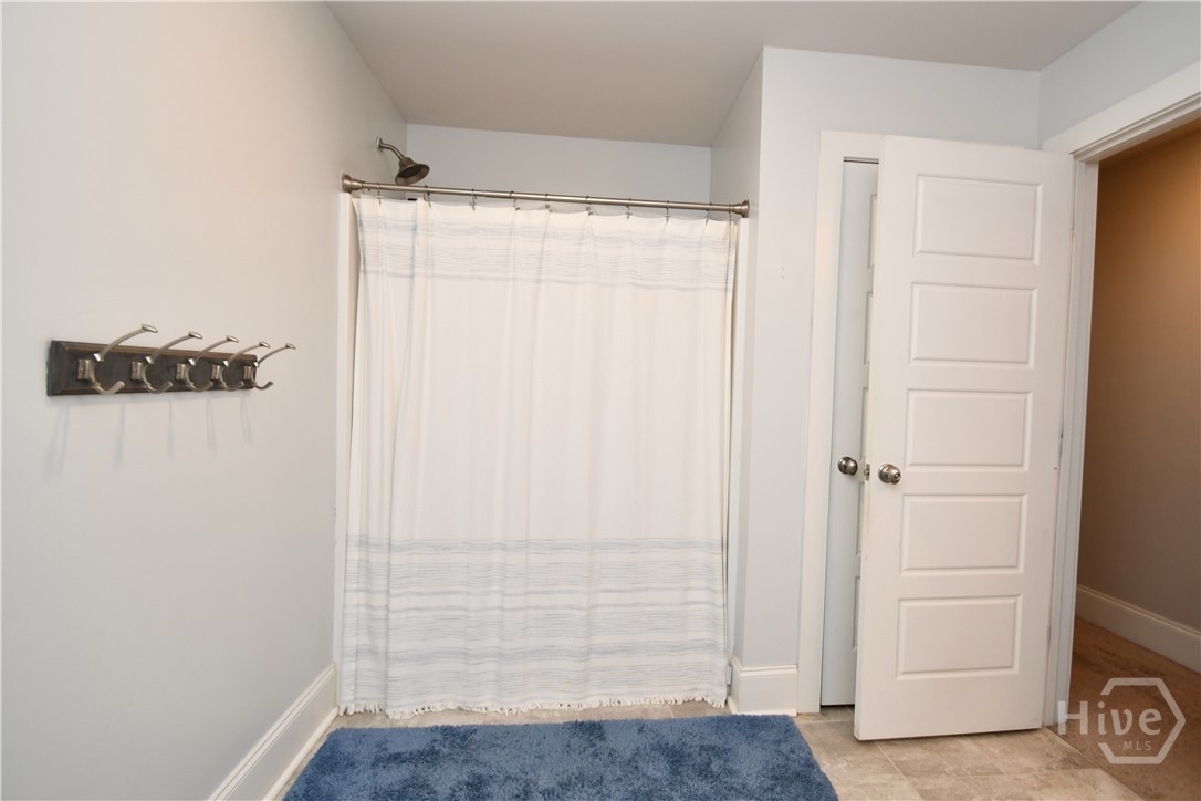1080 Oak Ridge Court