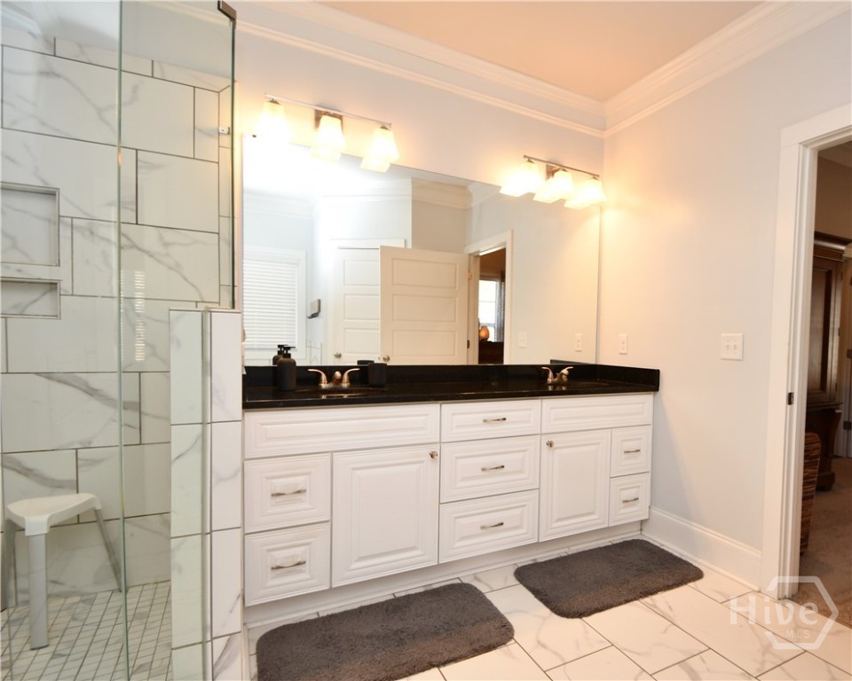 1080 Oak Ridge Court