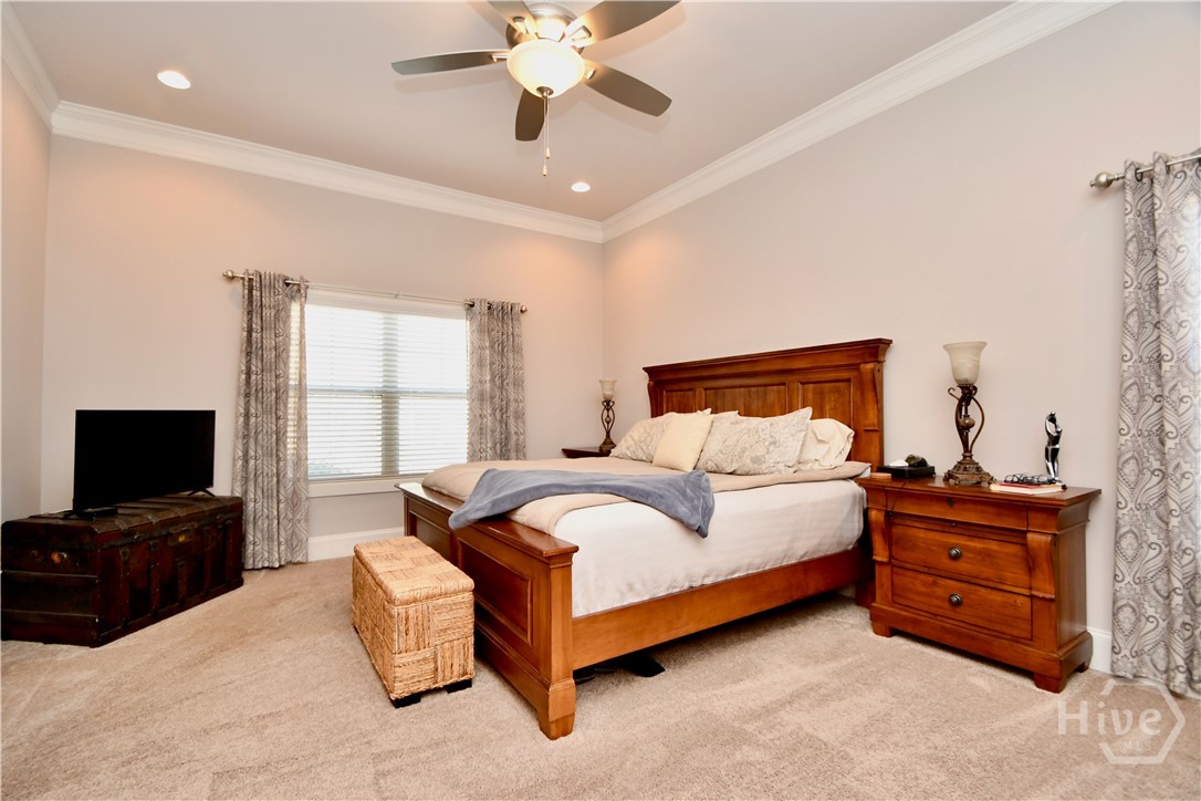 1080 Oak Ridge Court