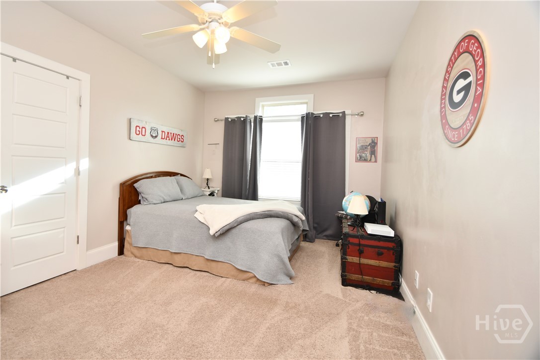 1080 Oak Ridge Court