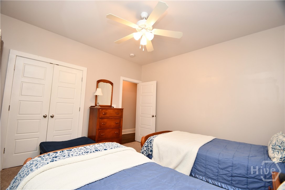 1080 Oak Ridge Court