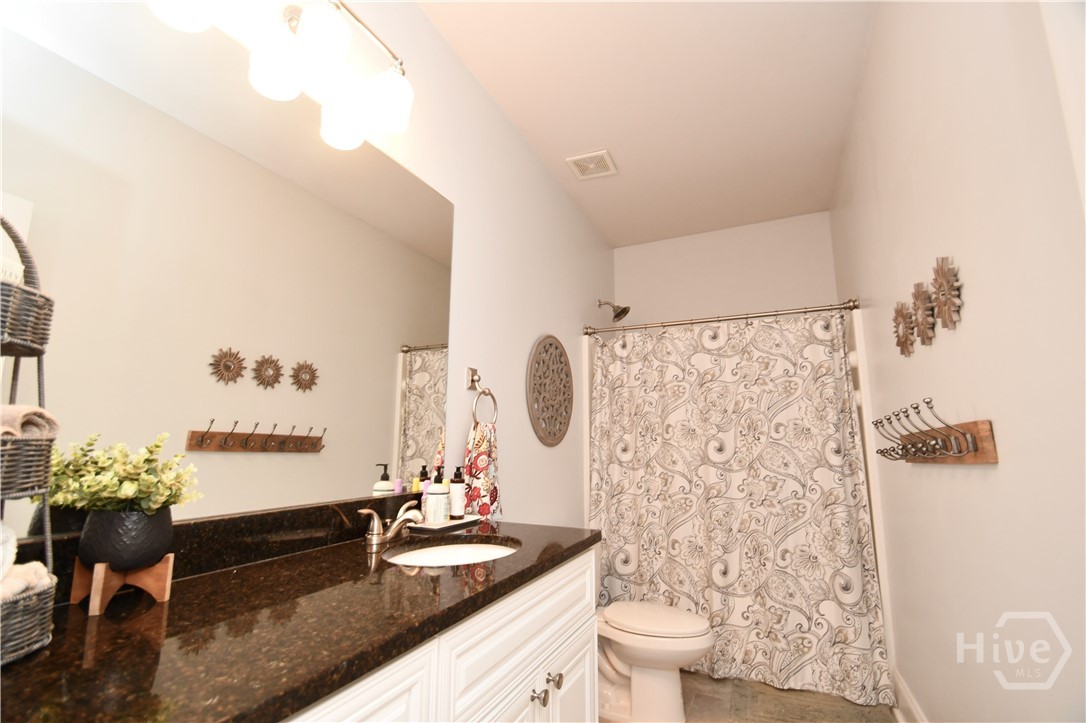 1080 Oak Ridge Court