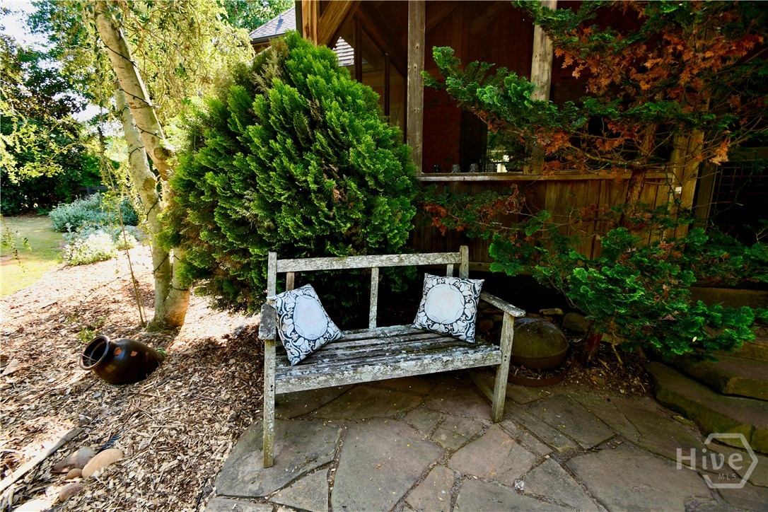 1160 Oaklake Terrace