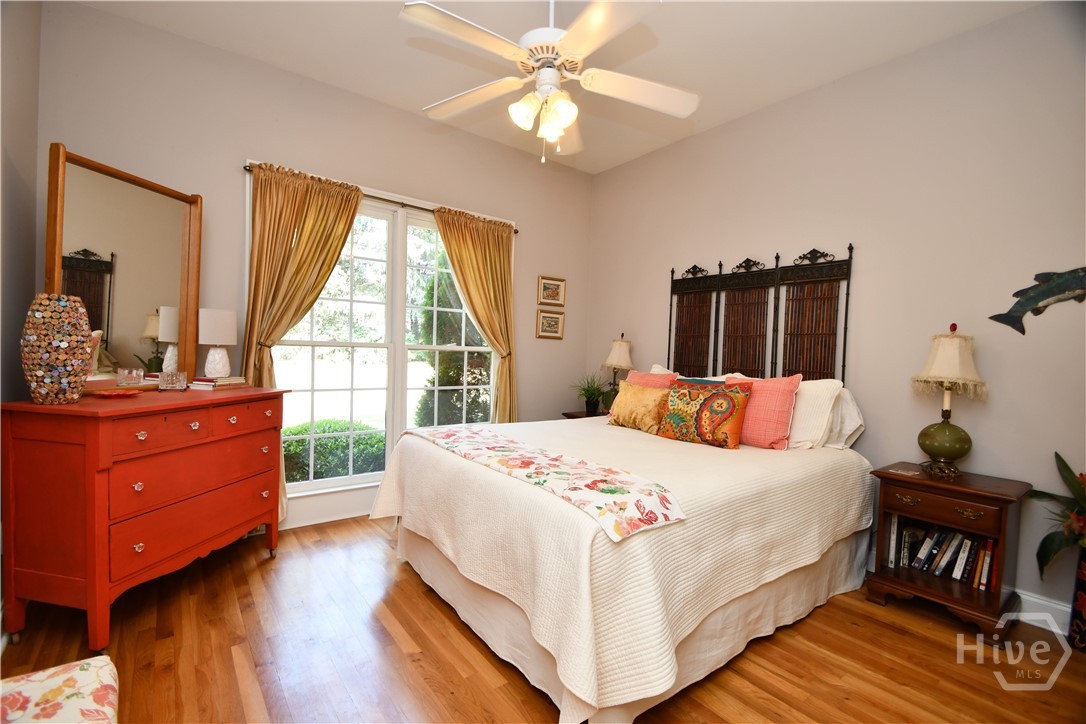 1160 Oaklake Terrace