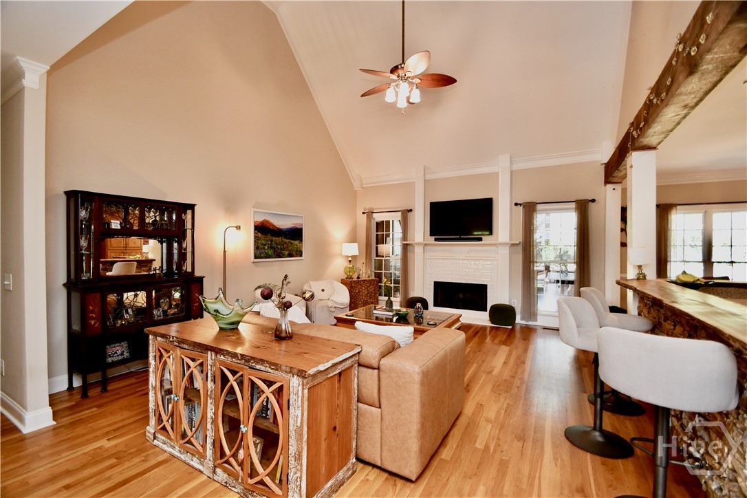 1160 Oaklake Terrace